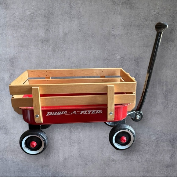 VINTAGE RADIO FLYER LITTLE WOOD WAGON - Used only for display! - Picture 1 of 8